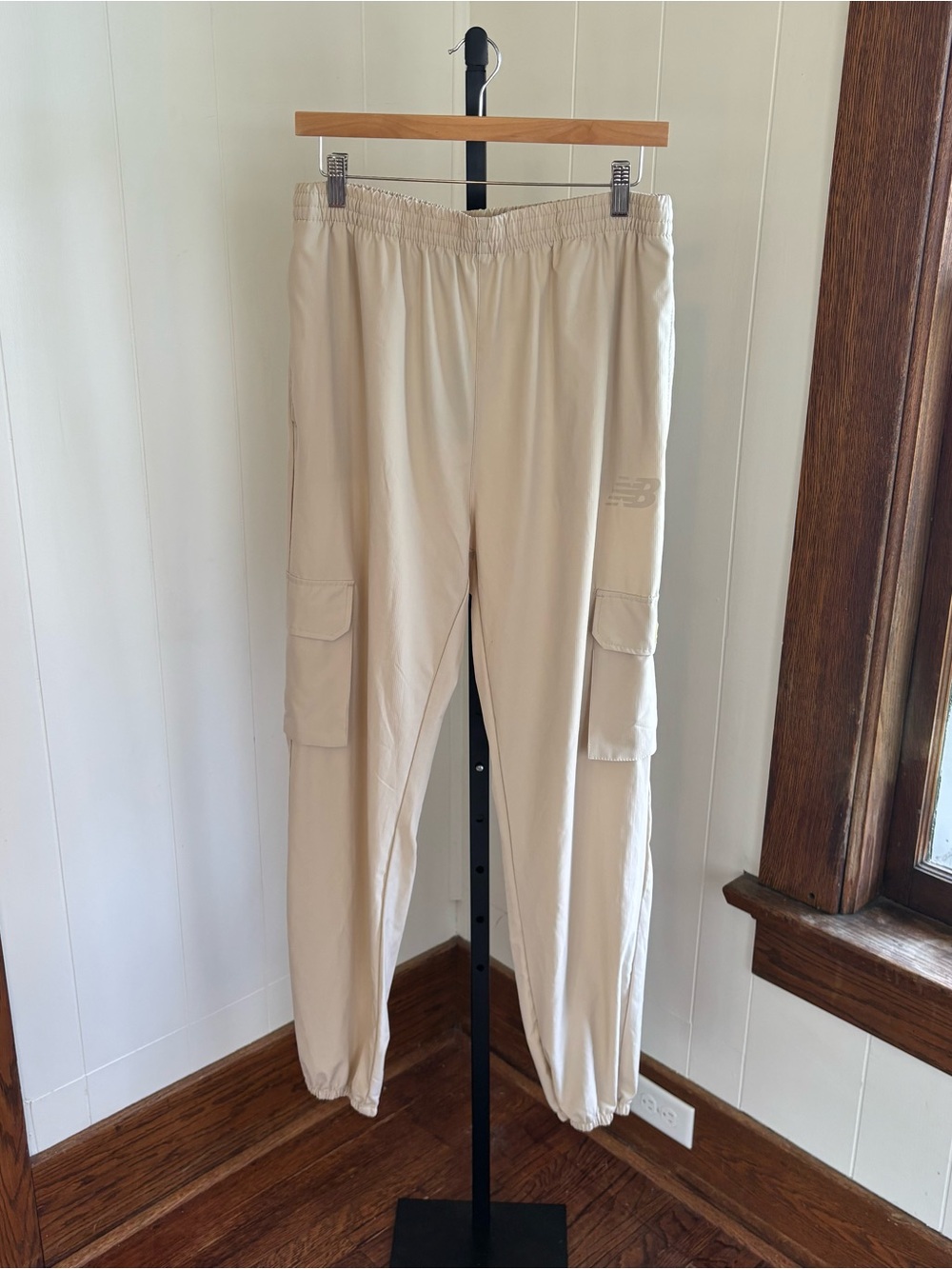 New Balance All Motion Athleisure Cargo Jogger Pants Beige Mens XL NWT *NOTE